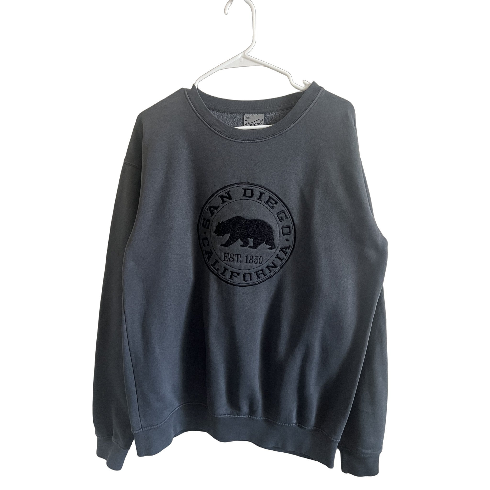 U.S. Vintage Collection San Diego California Bear Graphic Sweatshirt Sz M