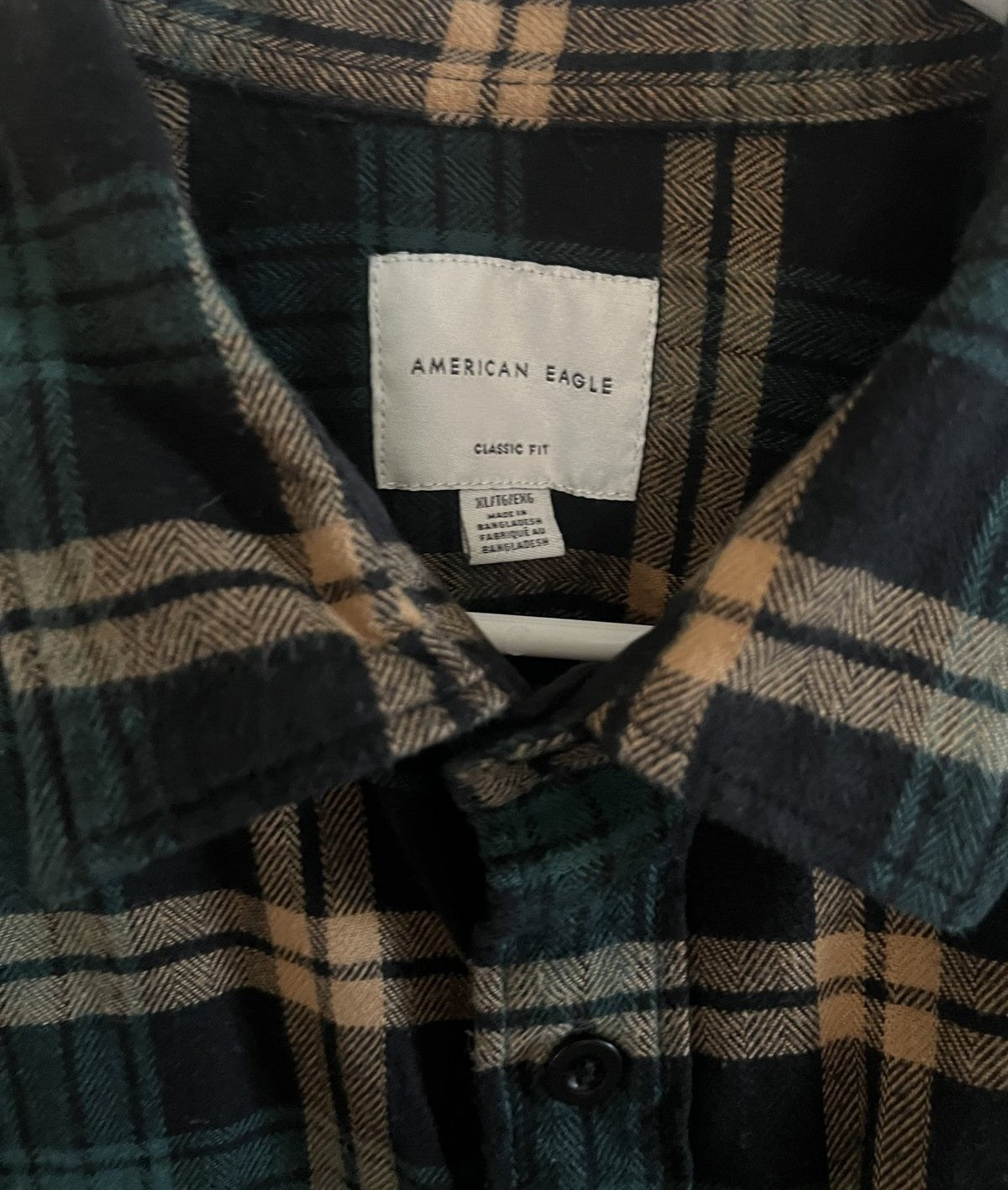 American Eagle Classic Fit Flannel Shirt - Green/Black/Tan Plaid, XL
