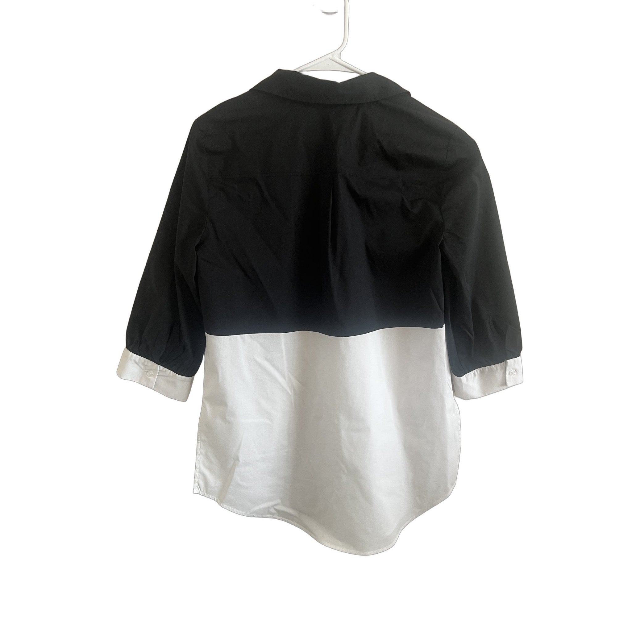 NY&C New York & Company Black White Colorblock Button-Up Shirt Sz S NWT
