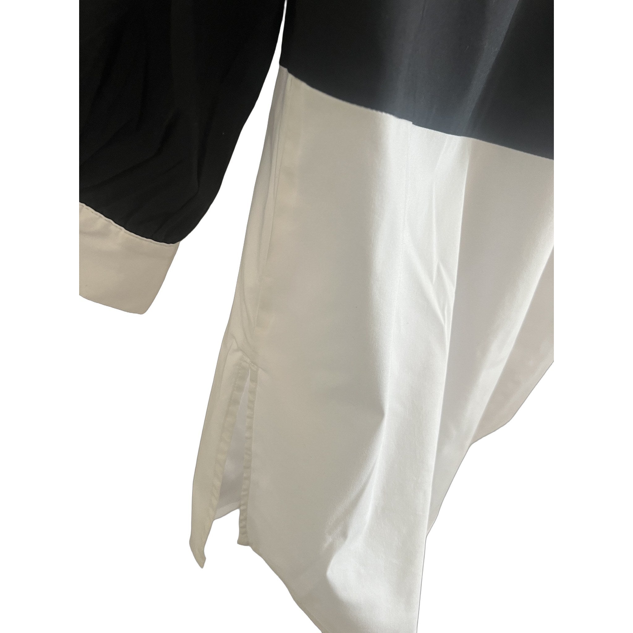 NY&C New York & Company Black White Colorblock Button-Up Shirt Sz S NWT