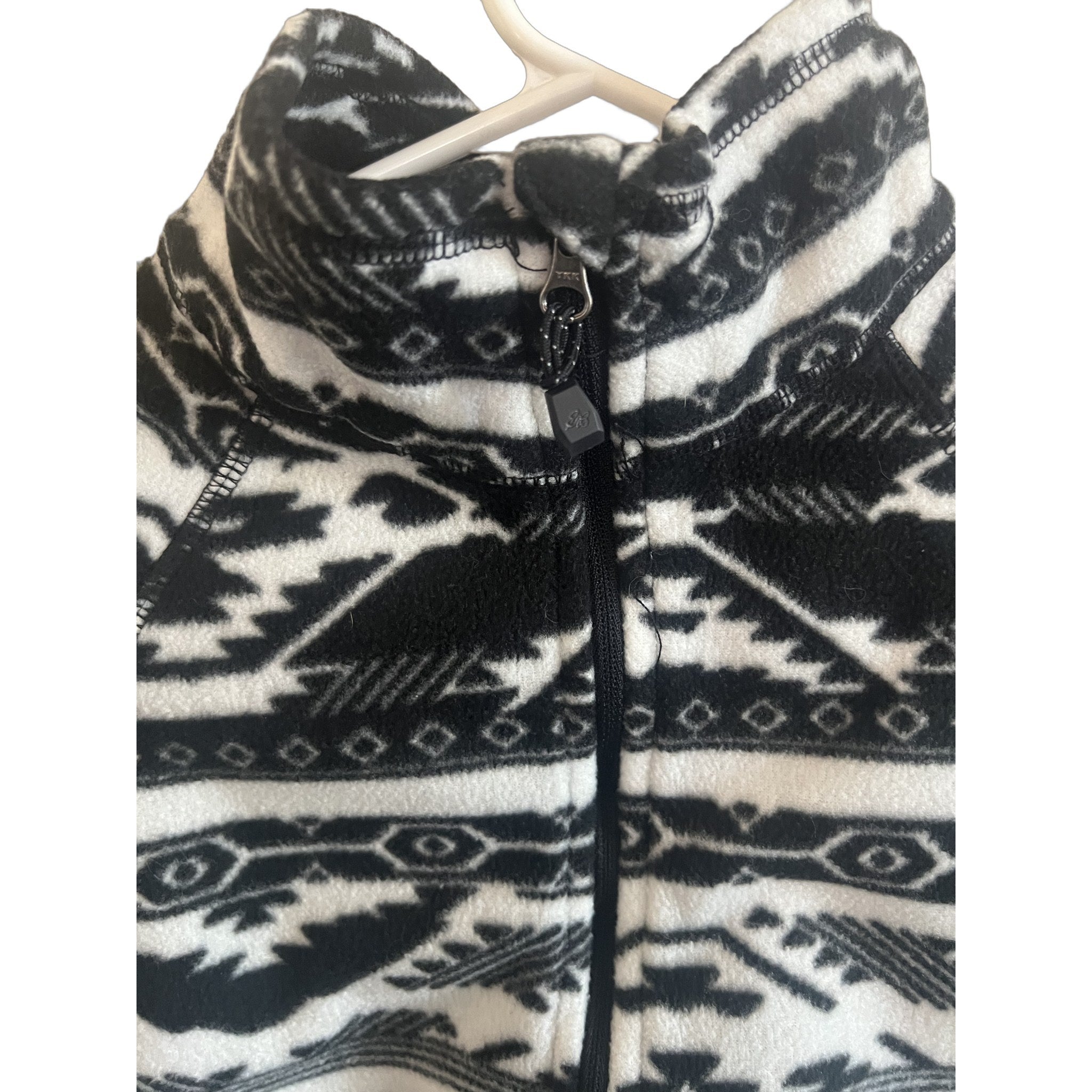 Eddie Bauer Women's L Black White Aztec Print Fleece Quarter Zip Pullover