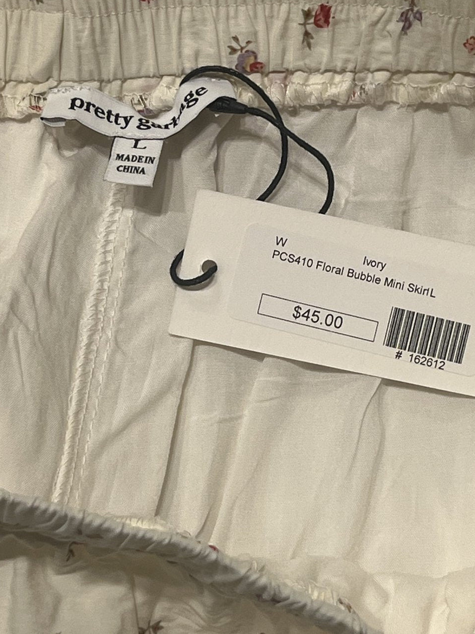 Pretty Garbage Ivory Floral Bubble Skort - Size L NWT