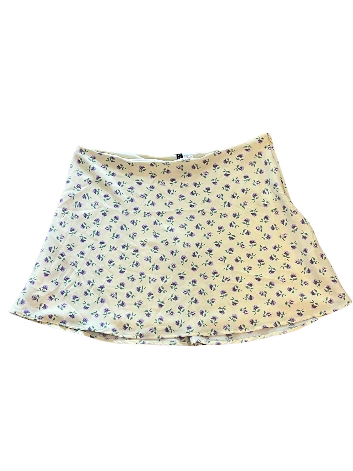 H&M Divided Cream Purple Floral Mini Skirt Size 14