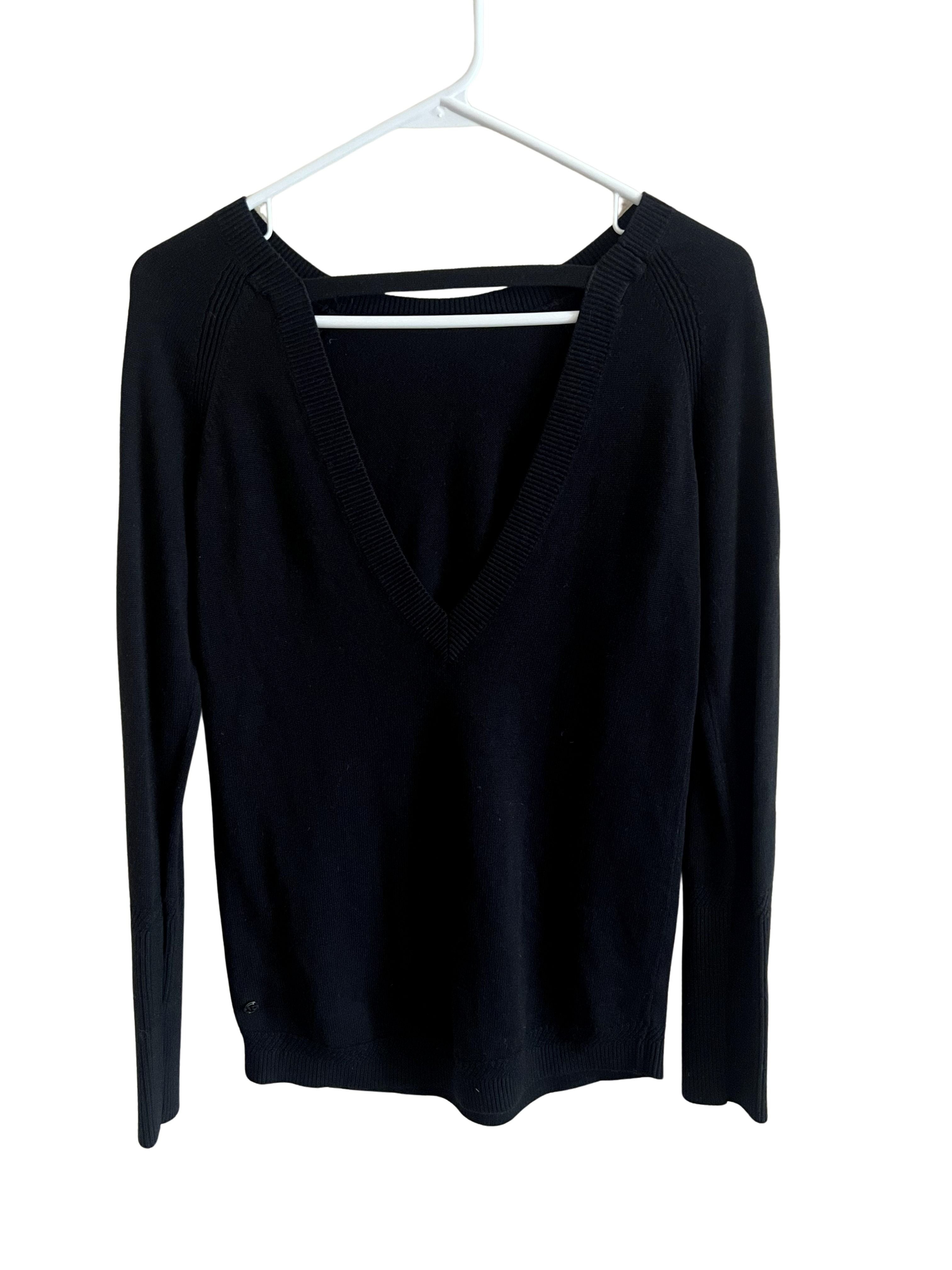 Lululemon Women's Black V-Neck Sweater, Size 4