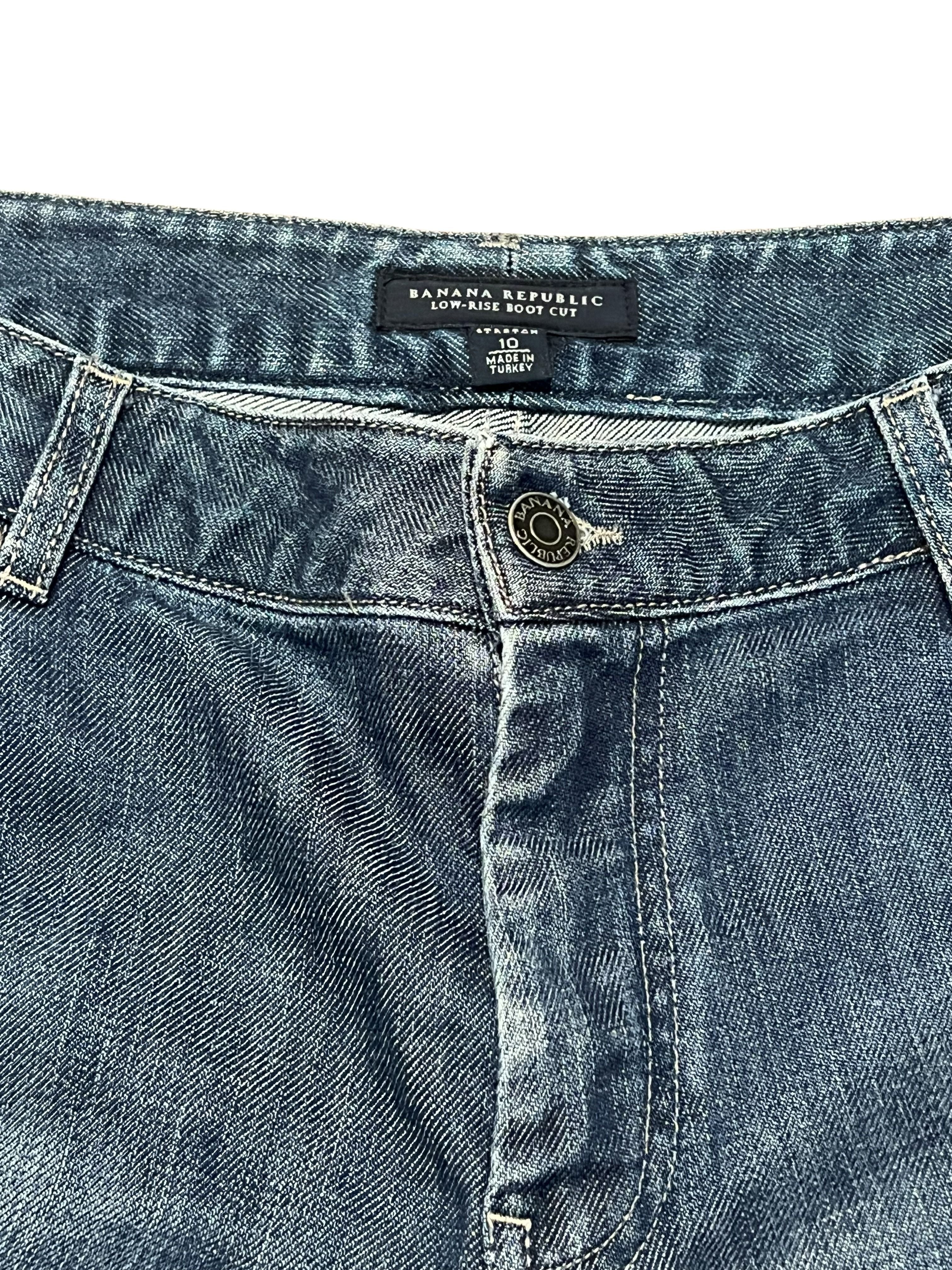 Banana Republic Low-Rise Boot Cut Jeans - Size 10