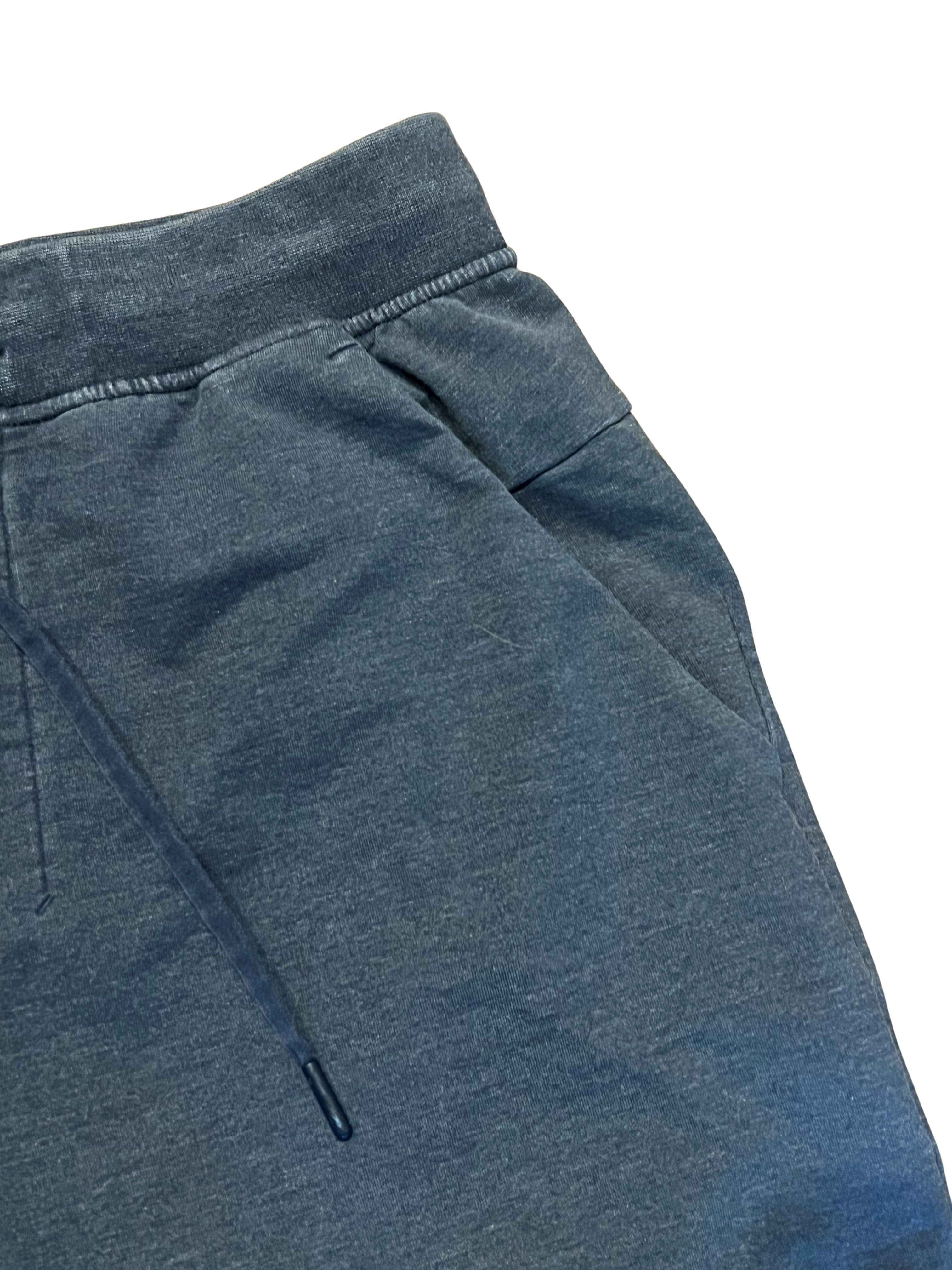 Lululemon Men's Navy Athletic Shorts Size XXL with Drawstring