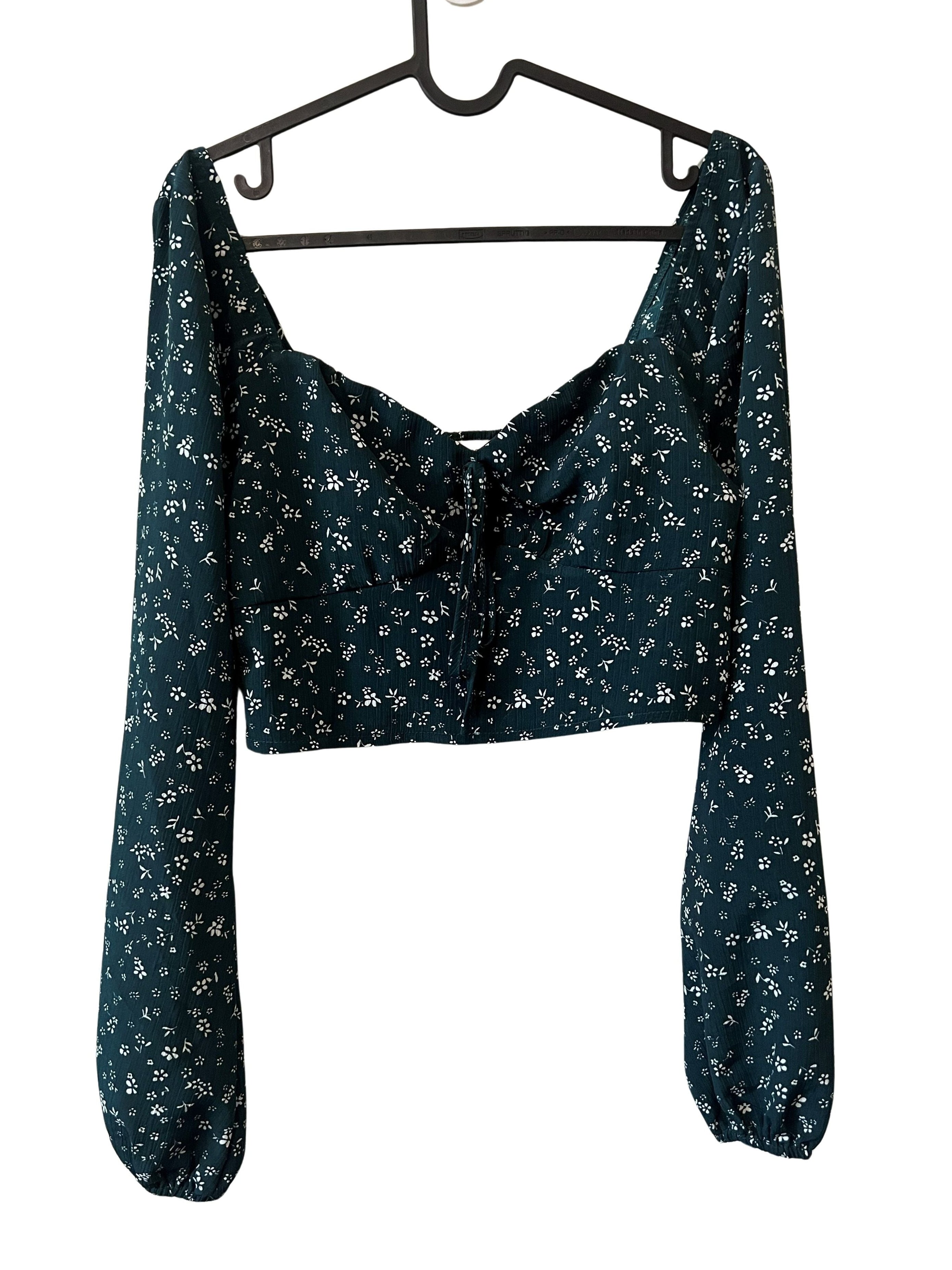 Hearts Dark Green Floral Smocked Crop Top Long Sleeve Size M
