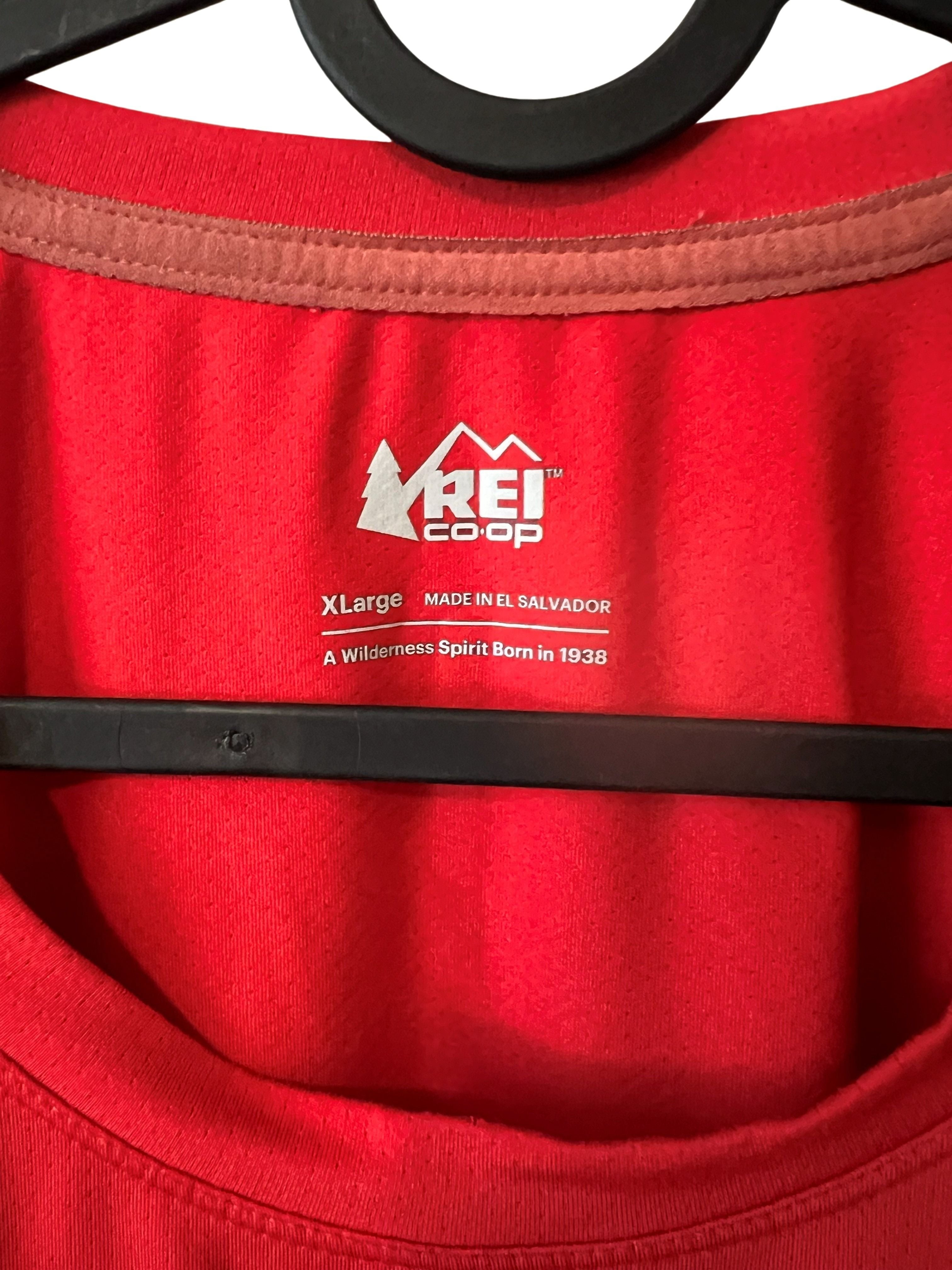 REI Co-op Men's XL Red Short Sleeve Athletic T-Shirt
